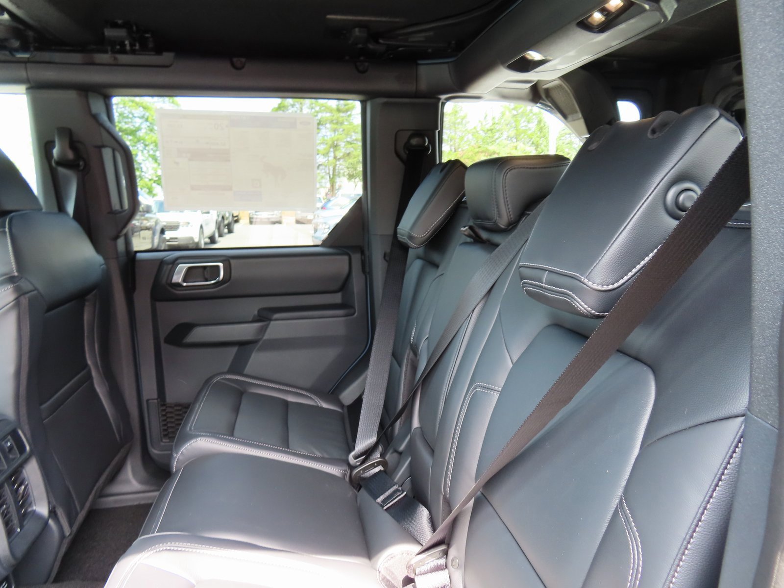 New 2025 Ford Bronco Outer Banks image 18