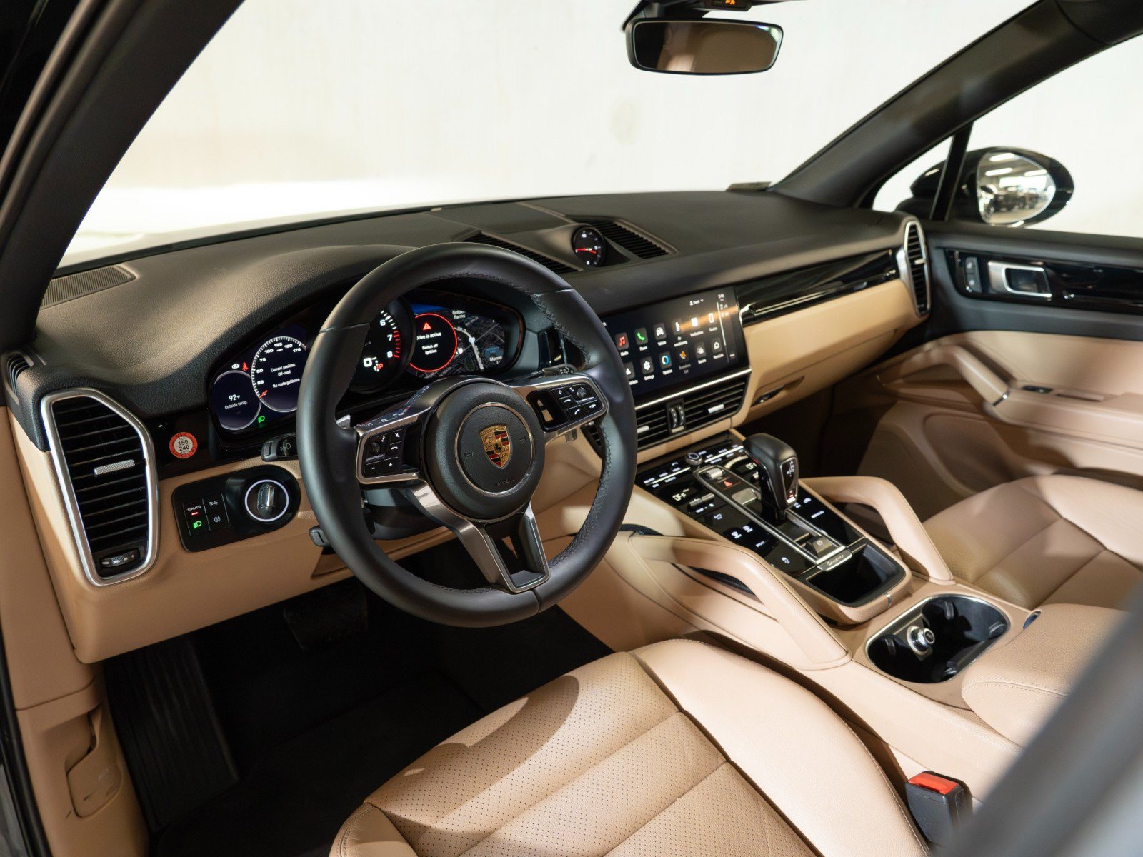 Certified 2022 Porsche Cayenne AWD/4WD image 21