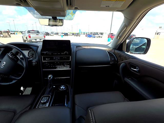 Used 2024 INFINITI QX80 Premium Select w/ Cargo Package AWD/4WD image 14