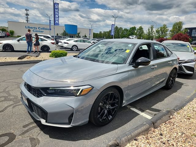 Used 2025 Honda Civic Sport image 3