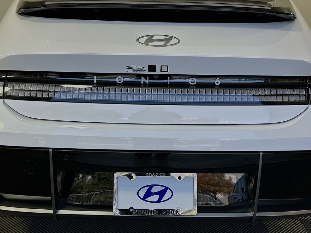 New 2025 Hyundai Ioniq 6 SE image 22