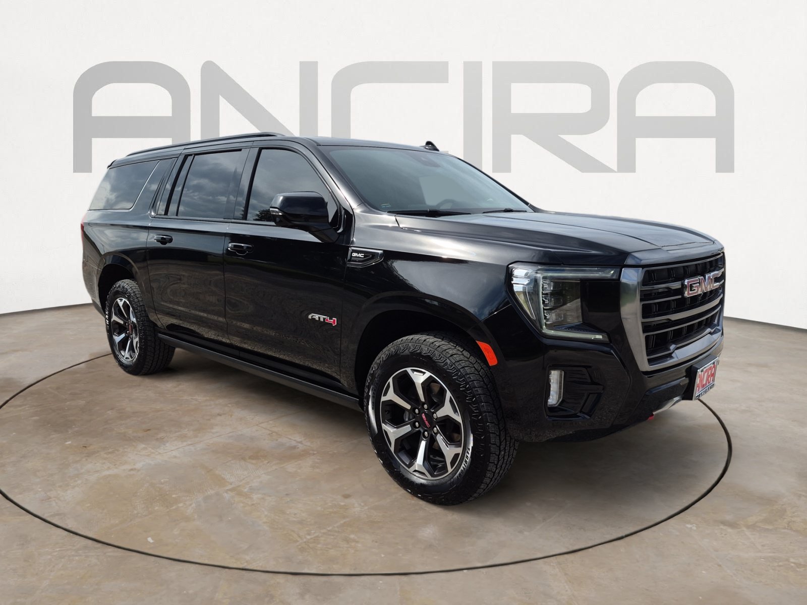 Used 2024 GMC Yukon XL AT4 w/ AT4 Premium Plus Package AWD/4WD image 4