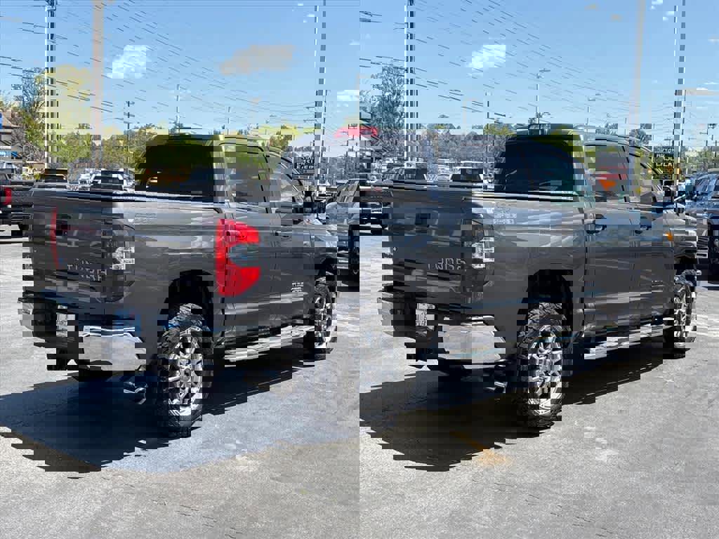 Used 2017 Toyota Tundra SR5 AWD/4WD image 3