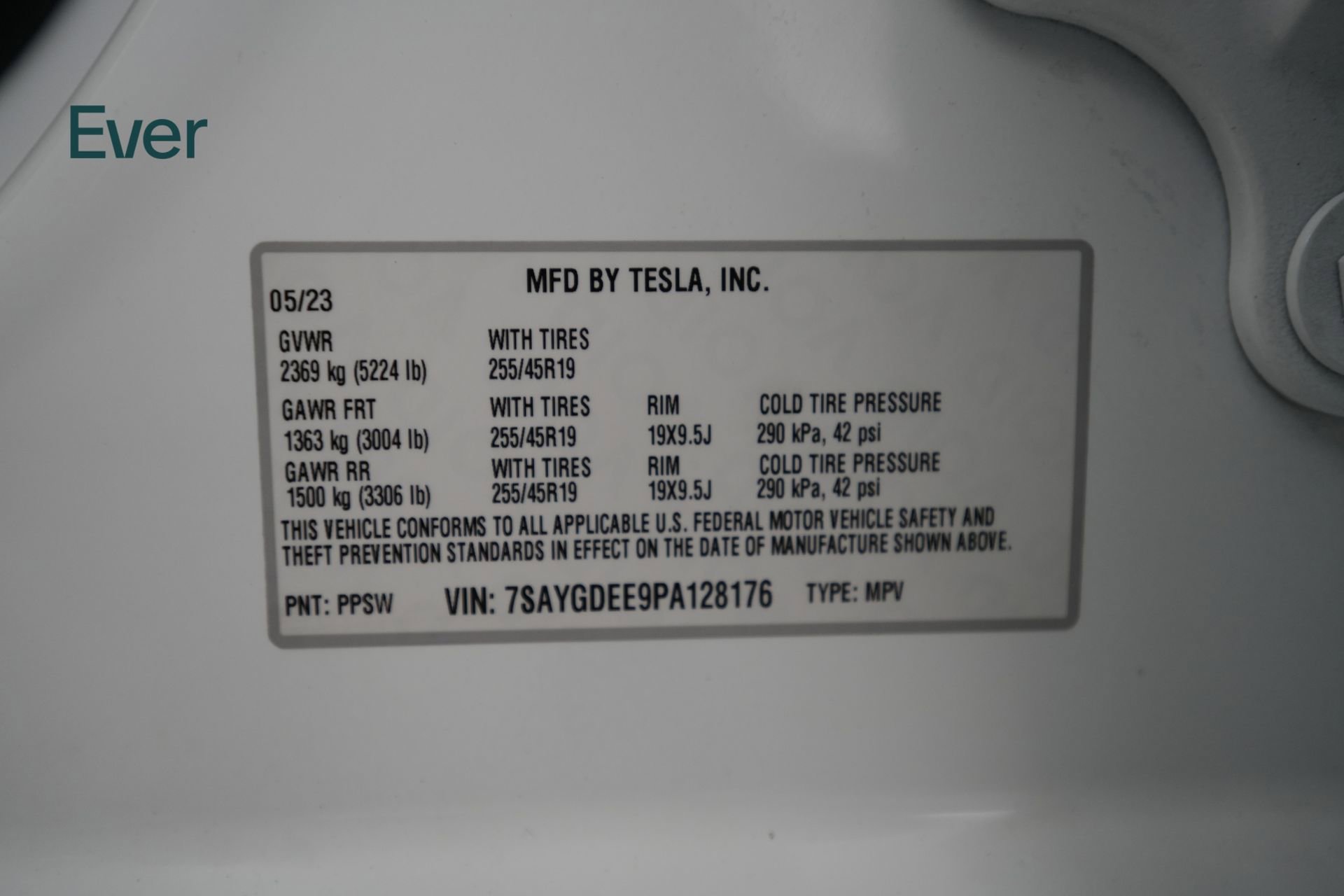Used 2023 Tesla Model Y Long Range image 29