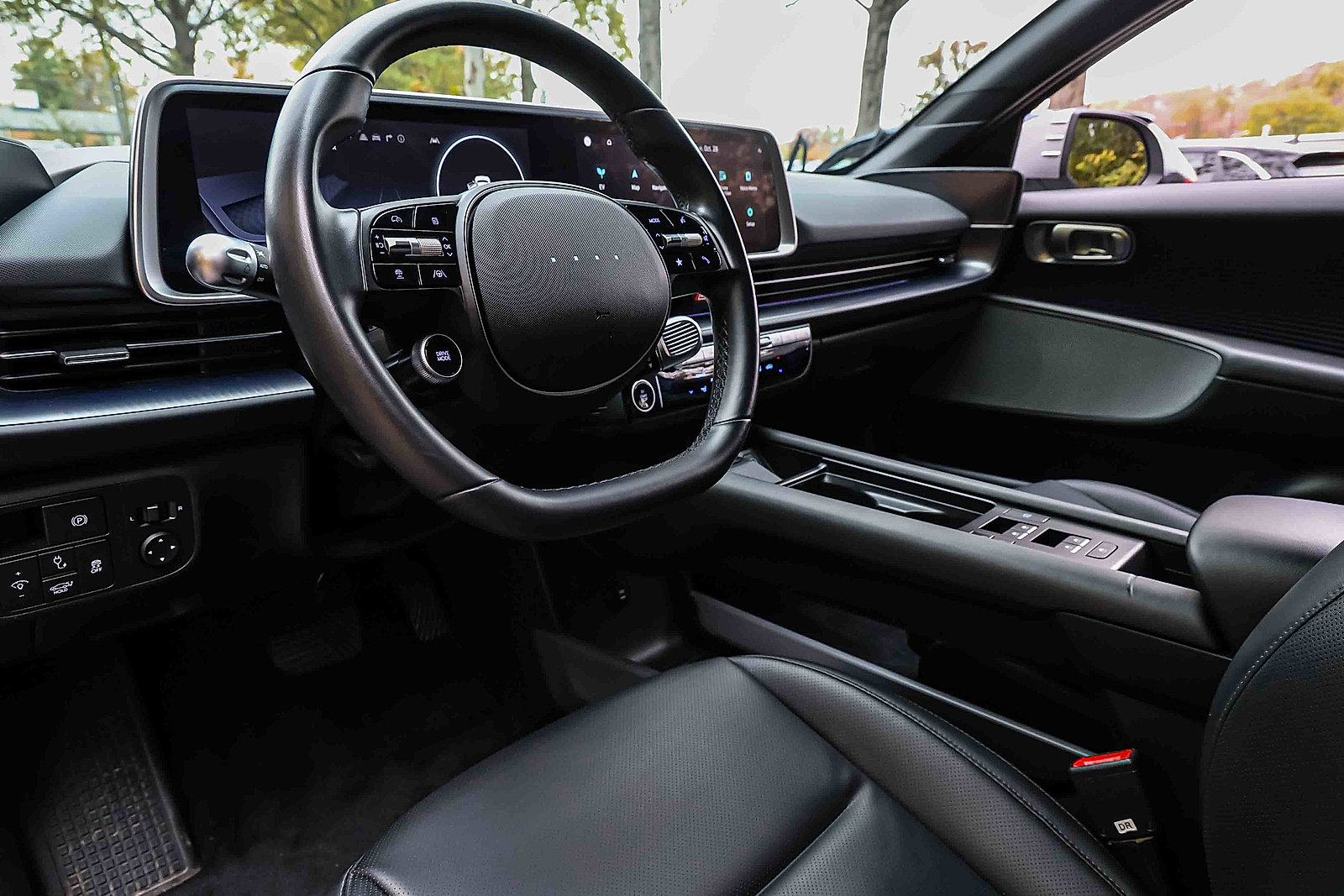 Used 2023 Hyundai Ioniq 6 SEL image 7