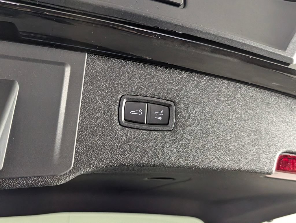 New 2026 Porsche Cayenne AWD/4WD image 18