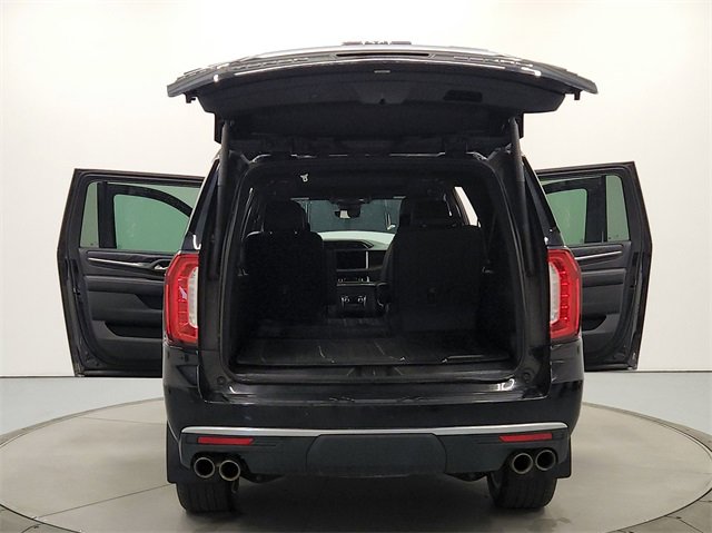Used 2023 GMC Yukon XL Denali image 14