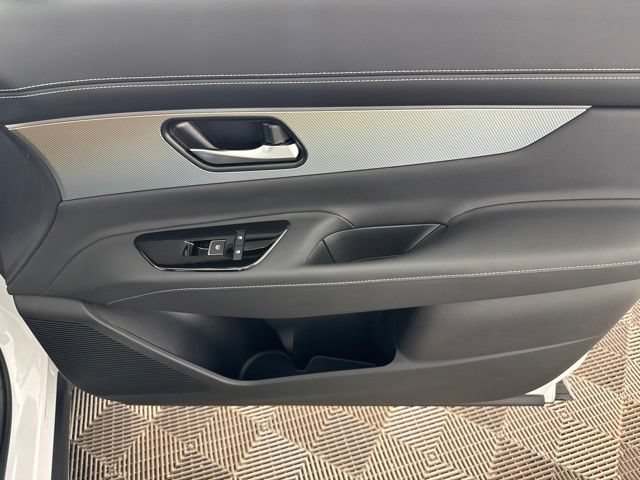 Certified 2025 Nissan Murano SL AWD/4WD image 19
