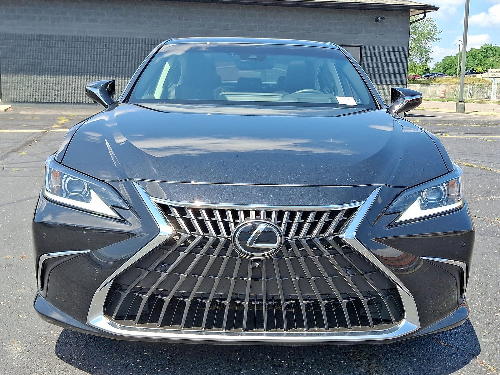 Used 2024 Lexus ES 350 w/ Accessory Package (Z1) FWD image 29