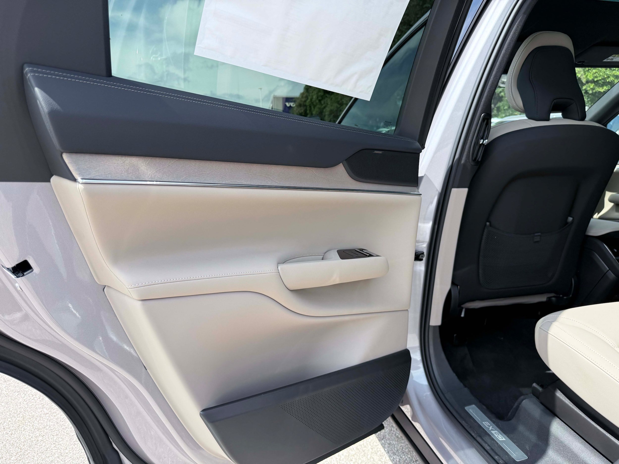 New 2026 Volvo EX90 Plus RWD image 14