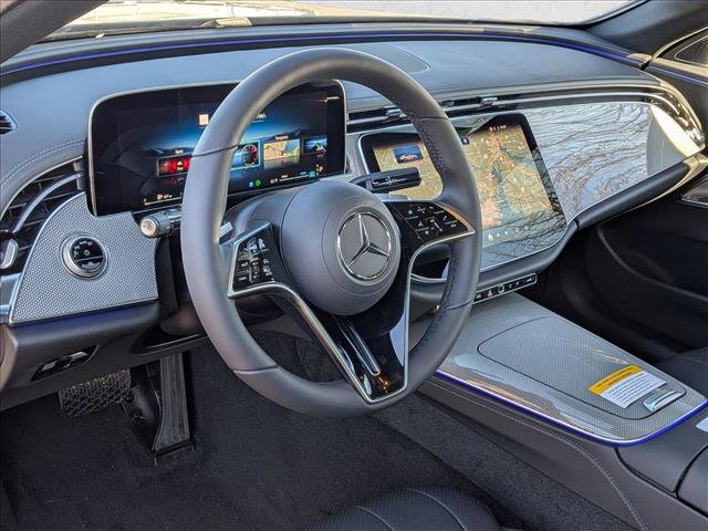 New 2026 Mercedes-Benz E 350 4MATIC Sedan image 3