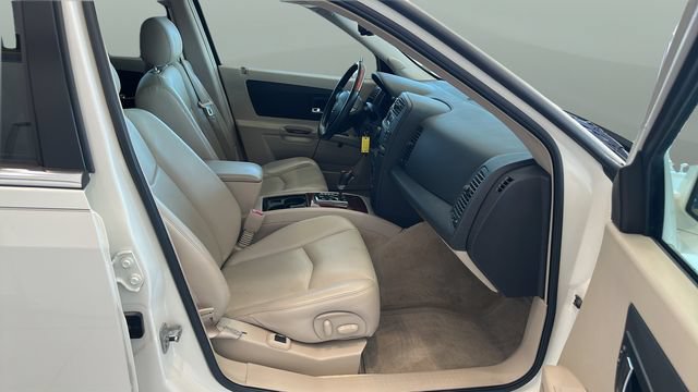 Used 2005 Cadillac SRX w/ Preferred Equipment Group AWD/4WD image 16