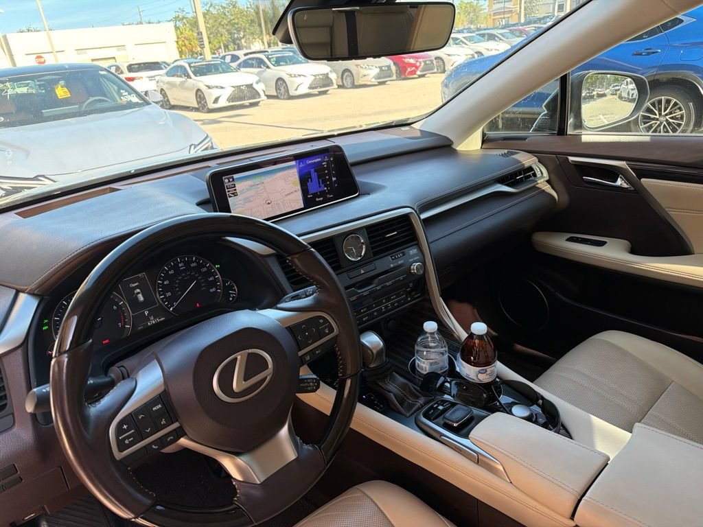 Used 2019 Lexus RX 350L Luxury w/ Cold Area Package (CT) FWD image 10
