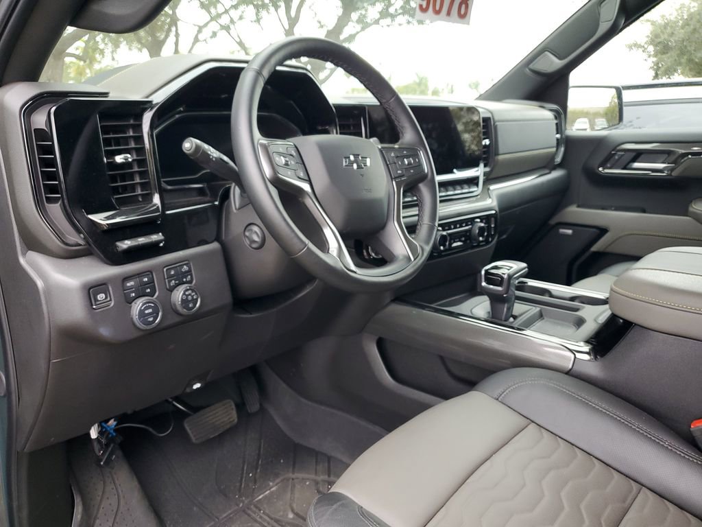 Used 2025 Chevrolet Silverado 1500 ZR2 w/ Technology Package image 20