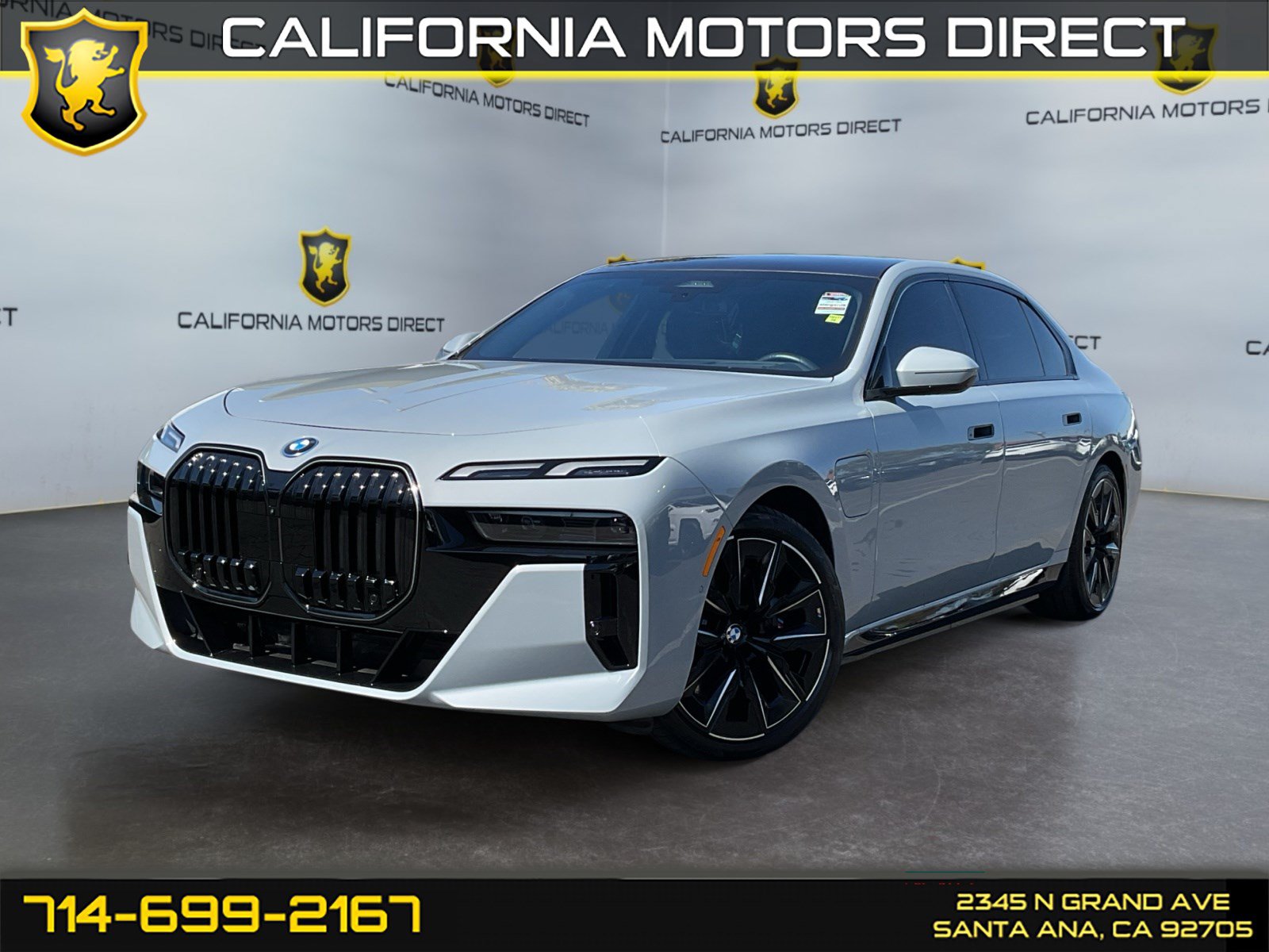 Used 2025 BMW 750e xDrive w/ Premium Package AWD/4WD image 1