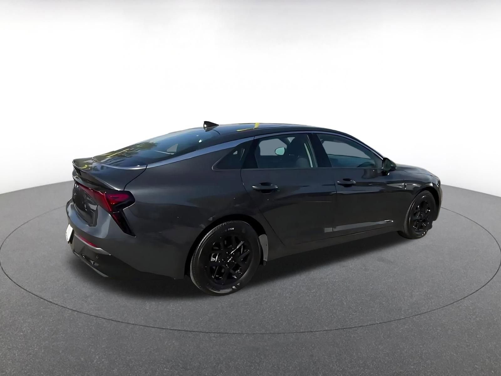 Used 2025 Kia K5 LXS image 14