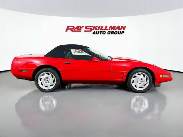Used 1996 Chevrolet Corvette Convertible RWD image 8