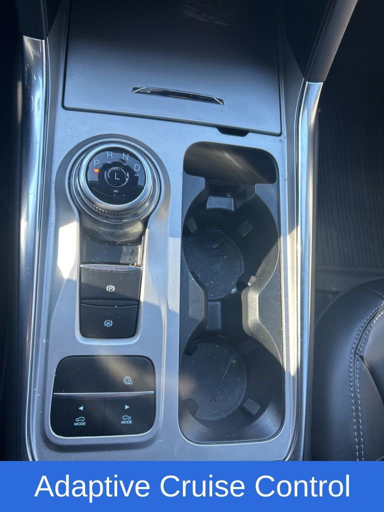 Used 2023 Ford Explorer XLT w/ Equipment Group 202A image 18