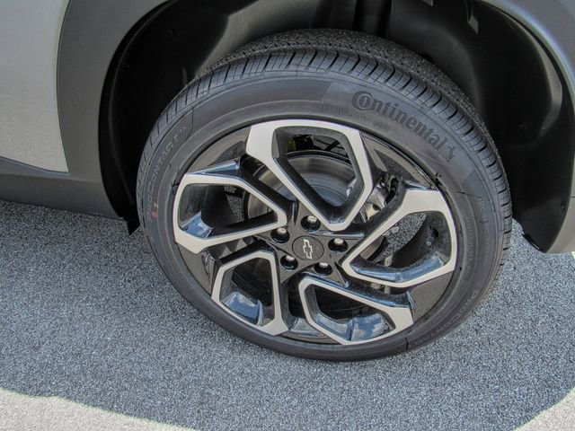 New 2025 Chevrolet Trax RS w/ Driver Confidence Package image 9