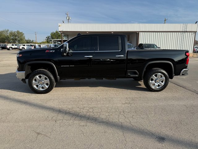 Used 2024 Chevrolet Silverado 2500 LTZ w/ LTZ Plus Package image 3