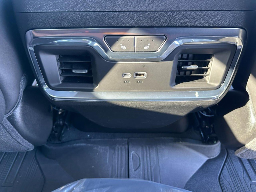 New 2026 GMC Sierra 3500 Denali Ultimate image 5