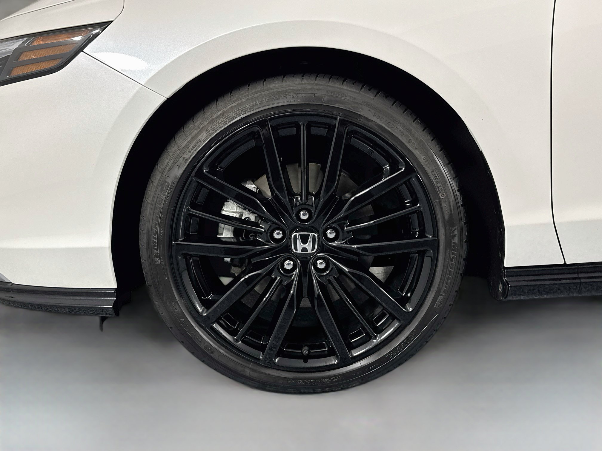 Certified 2024 Honda Accord Touring image 33