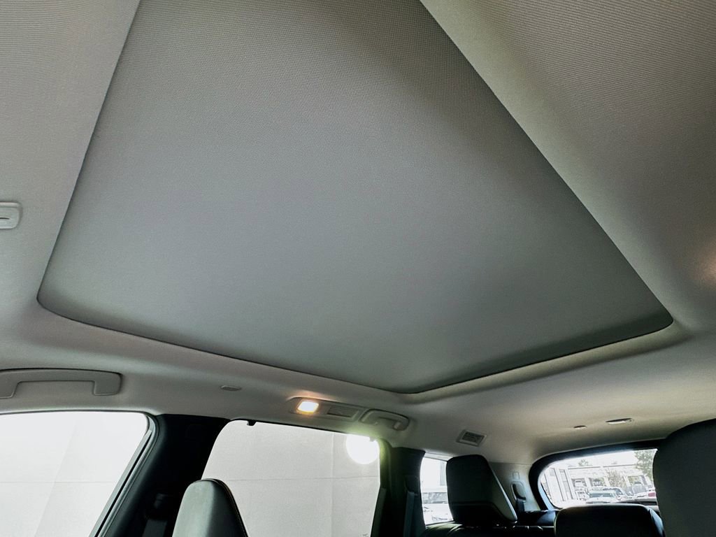 Certified 2026 INFINITI QX60 Luxe w/ Cargo Package FWD image 23
