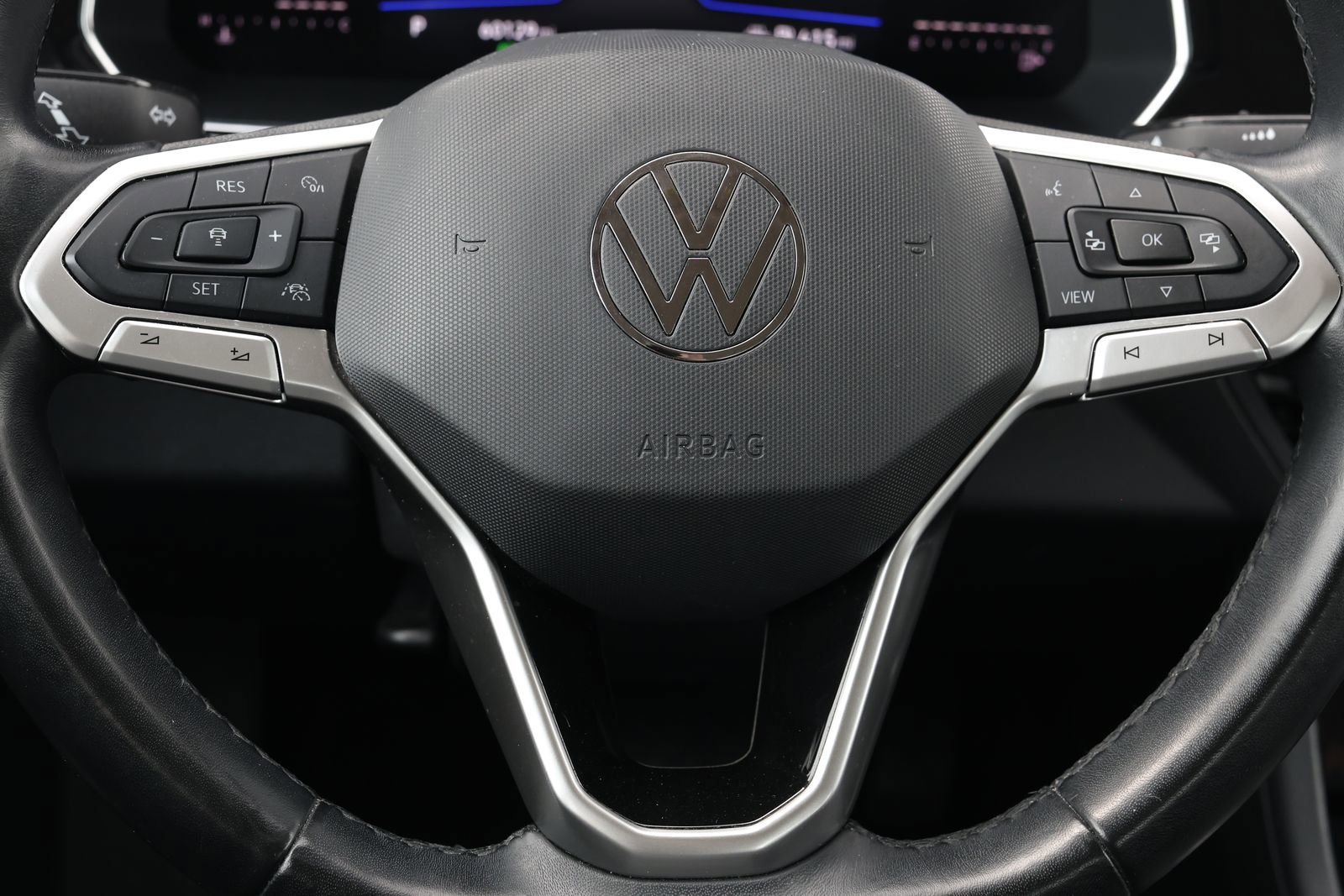 Used 2024 Volkswagen Jetta SE FWD image 18