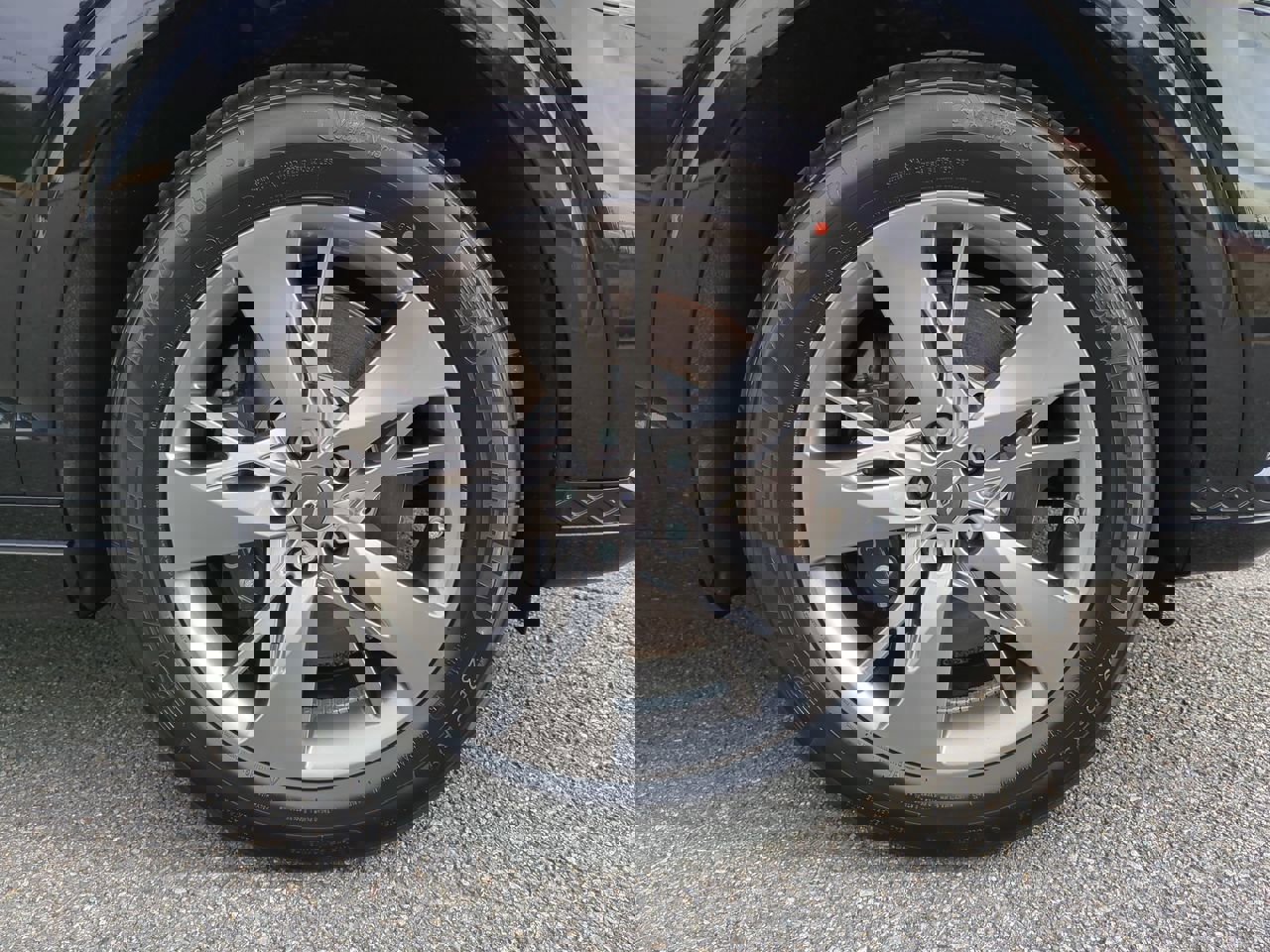 Certified 2024 Genesis GV70 3.5T Sport image 11