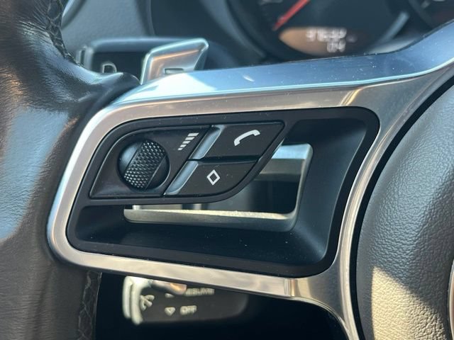 Used 2023 Porsche 718 Boxster RWD image 16
