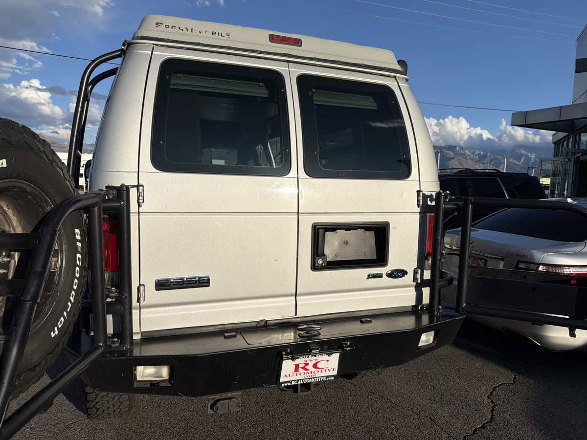 Used 2010 Ford E-350 and Econoline 350 Super Duty image 27