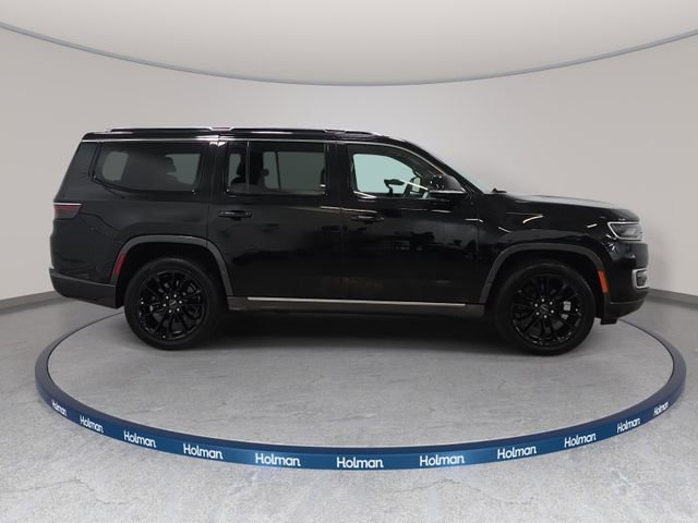 Used 2022 Jeep Wagoneer Series III w/ Premium Group I AWD/4WD image 5