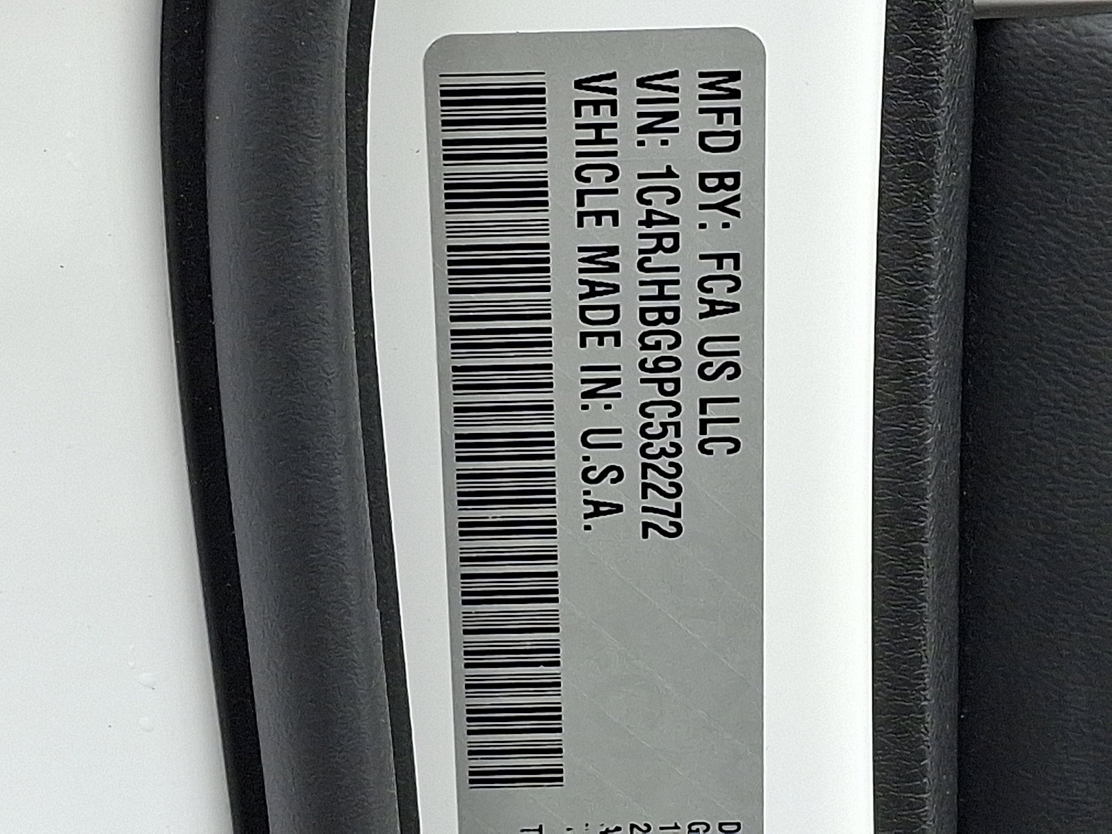 Used 2023 Jeep Grand Cherokee Limited image 27