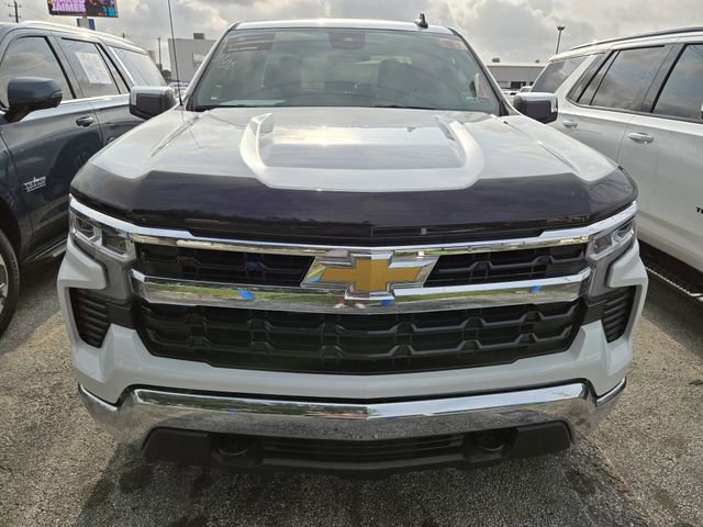Used 2025 Chevrolet Silverado 1500 LT AWD/4WD image 2