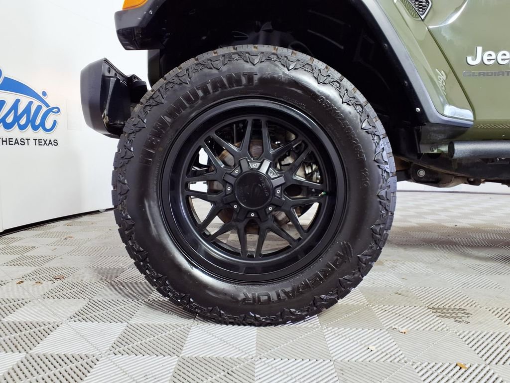 Used 2021 Jeep Gladiator Overland AWD/4WD image 8