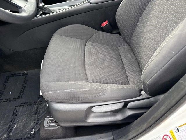 Used 2019 Toyota C-HR LE image 15