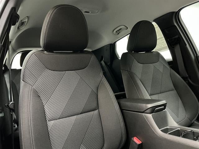 New 2027 Chevrolet Bolt LT w/ Comfort Package FWD image 32