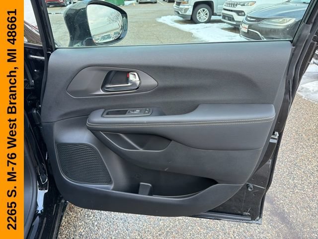 New 2026 Chrysler Voyager LX FWD image 38