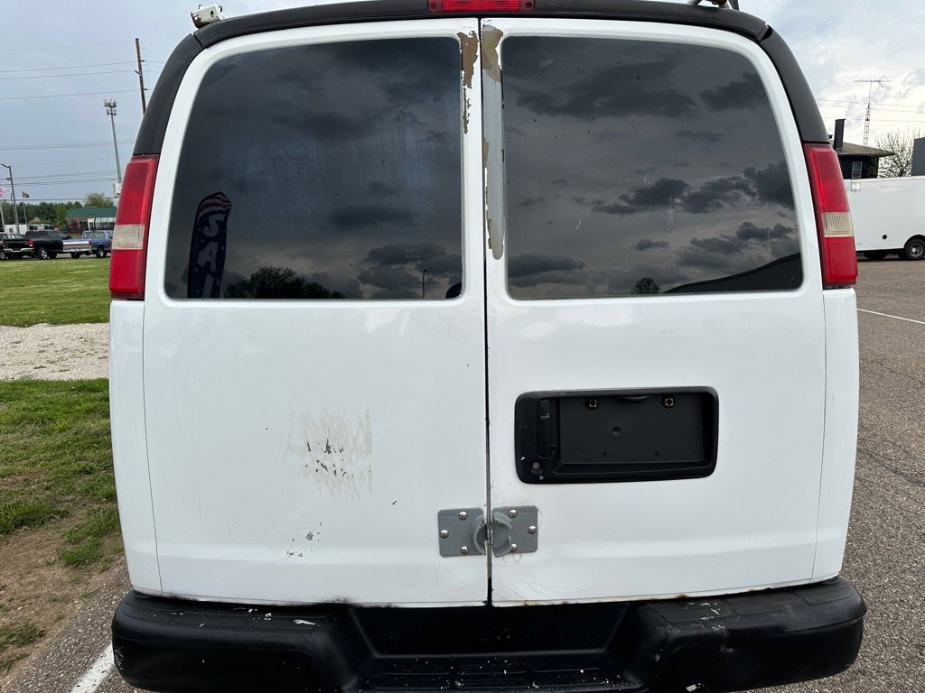 Used 2007 Chevrolet Express 1500 image 14
