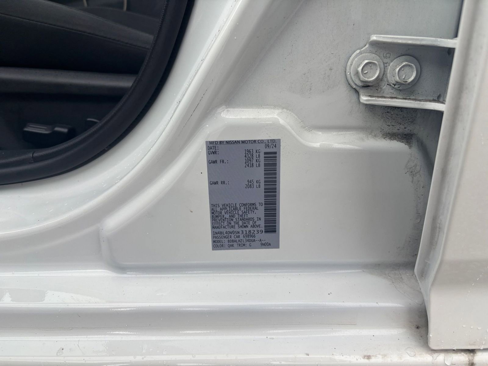 Used 2025 Nissan Altima 2.5 SV FWD image 23