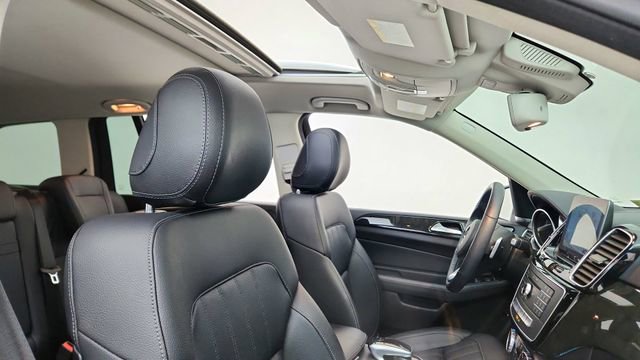 Used 2017 Mercedes-Benz GLS 450 4MATIC image 22