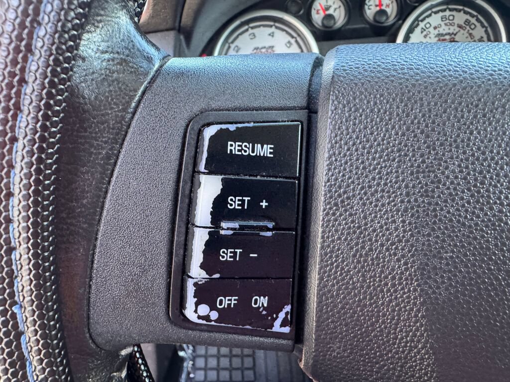 Used 2009 Ford Focus SE FWD image 23