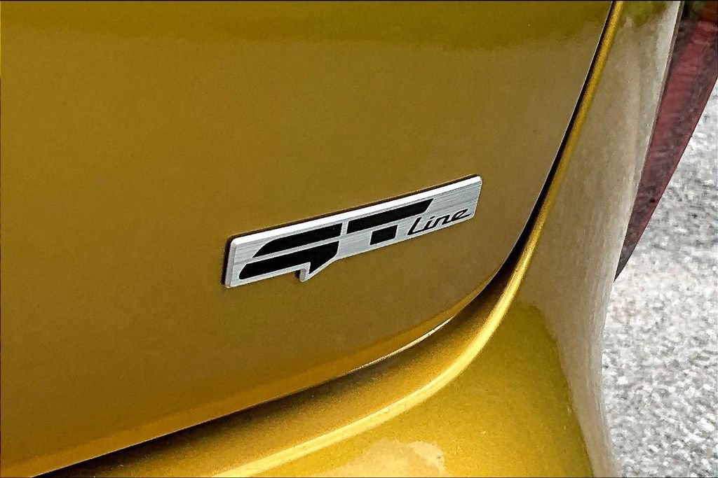 New 2026 Kia K4 GT-Line w/ GT-Line Premium Package FWD image 9