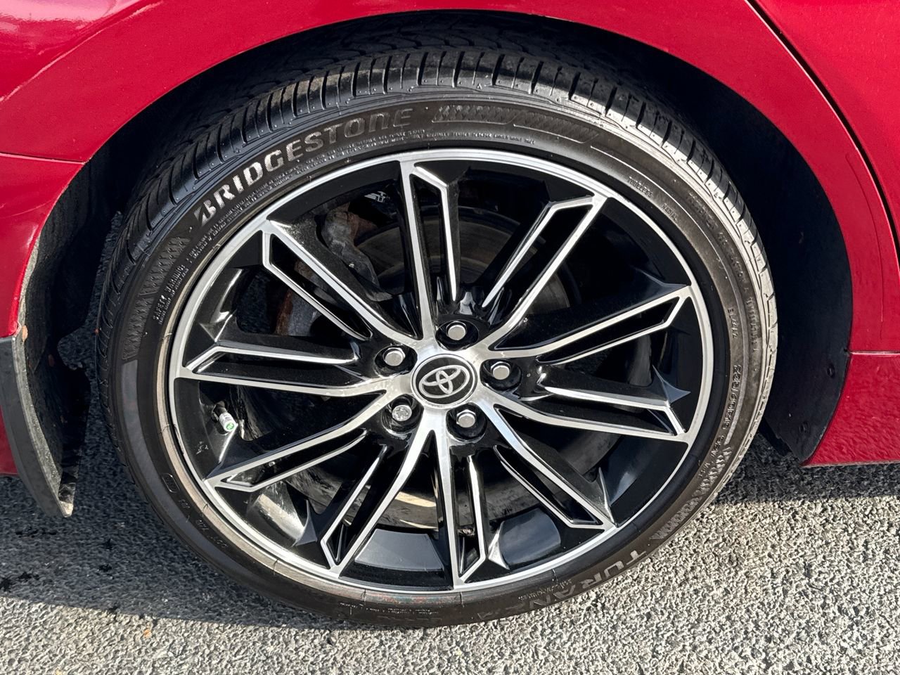 Used 2021 Toyota Avalon XSE image 10