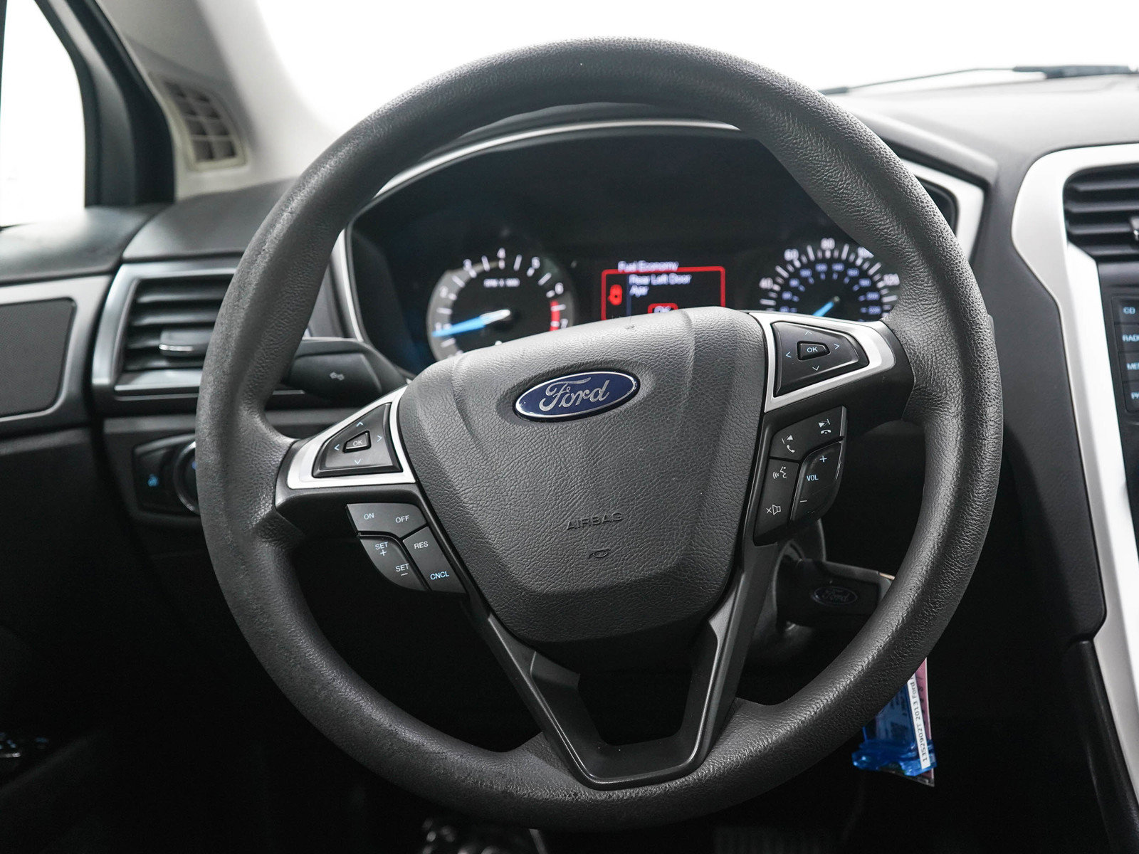 Used 2013 Ford Fusion SE FWD image 15