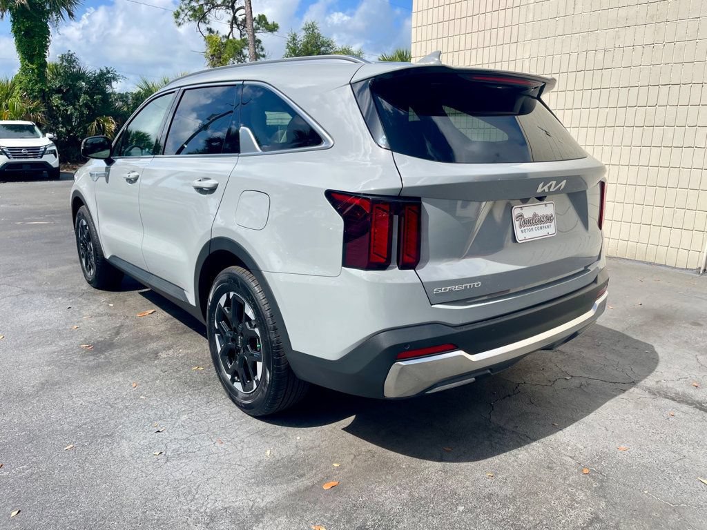 Used 2026 Kia Sorento S FWD image 3