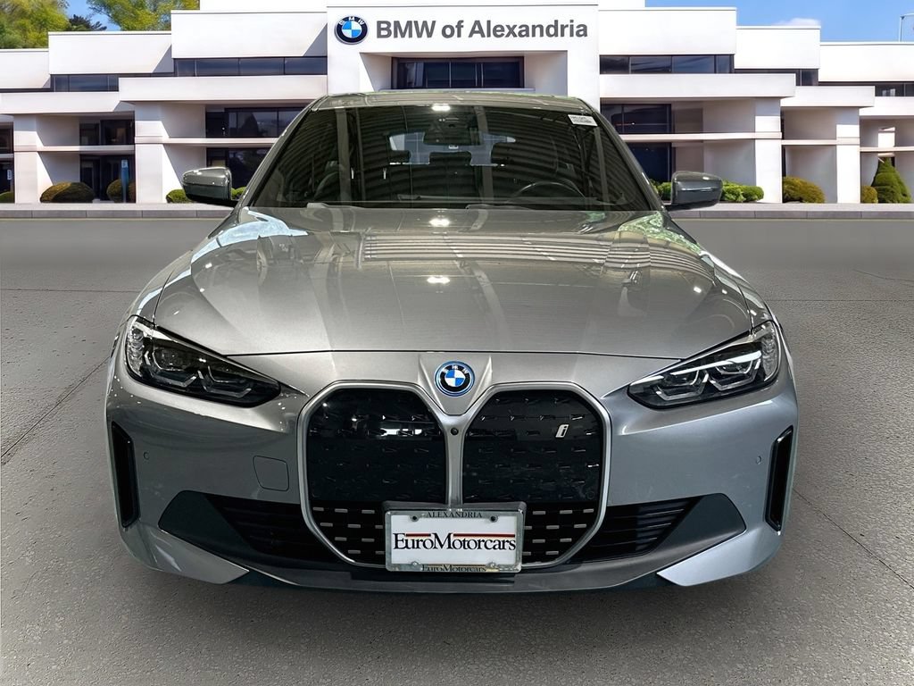 Used 2024 BMW i4 eDrive35 w/ Premium Package RWD image 2