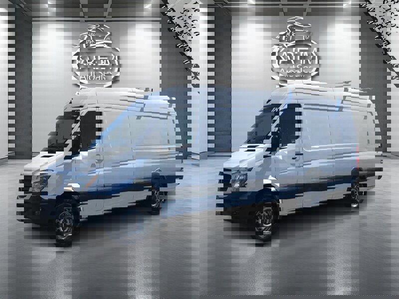 Used 2018 Mercedes-Benz Sprinter 2500 image 1