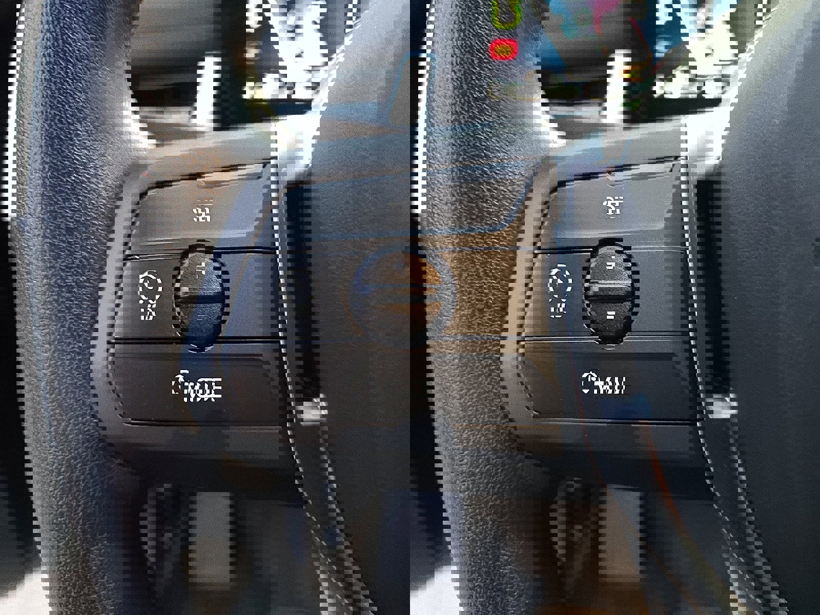 Certified 2025 BMW X1 xDrive28i w/ Technology Package image 22