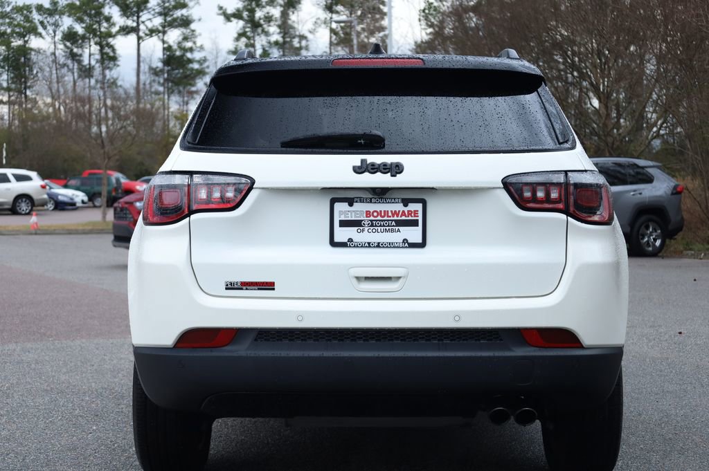 Used 2020 Jeep Compass Latitude FWD image 5